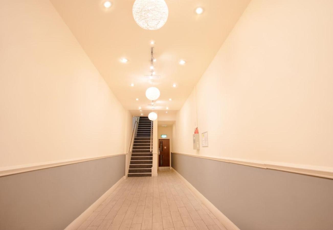 2br, Smart Tv, Self Check-in, Coffee Machine Apartment Manchester