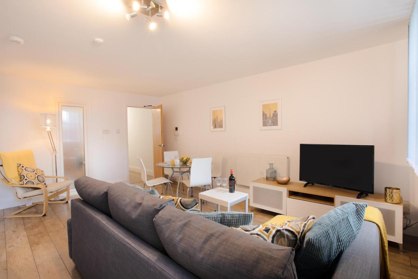 2br, Smart Tv, Self Check-in, Coffee Machine *
